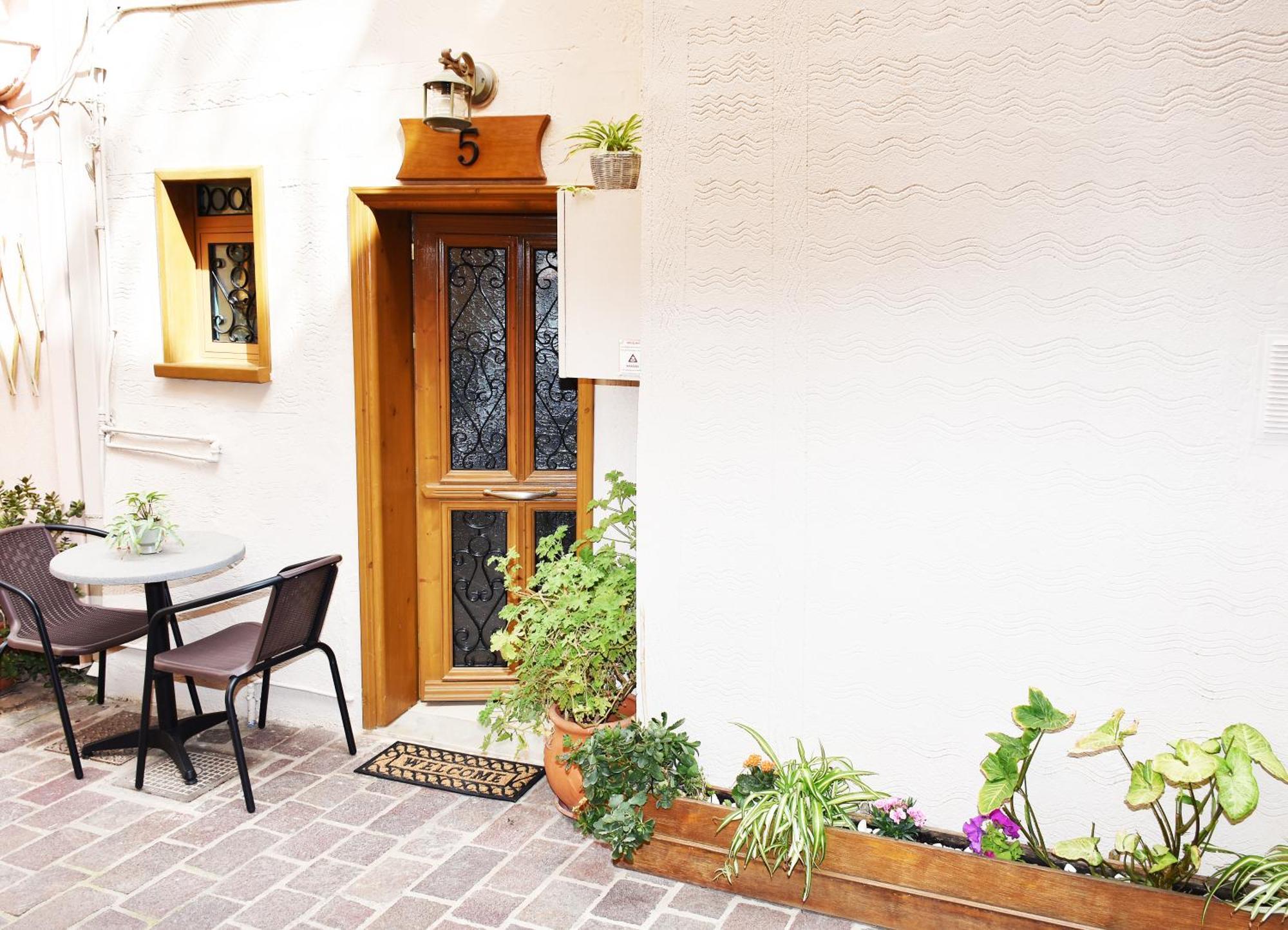 Kostas House, Old Venetian Harbor Chania Apartment Chania  Exterior photo